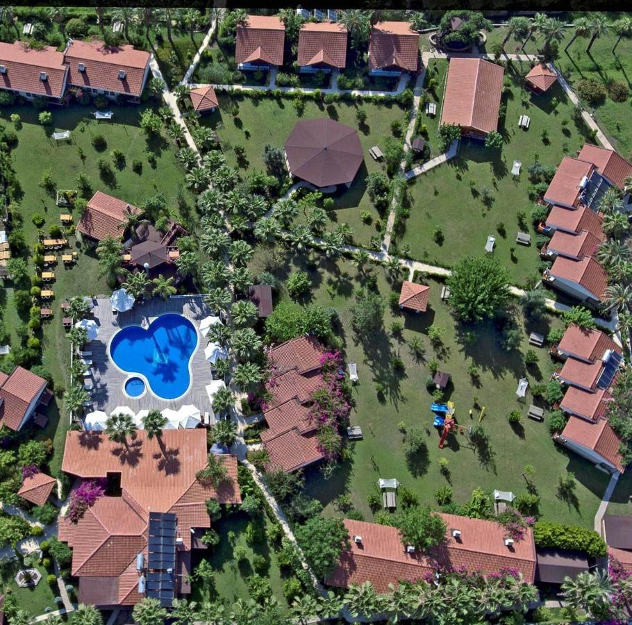 Nerissa Hotel Чирали Экстерьер фото