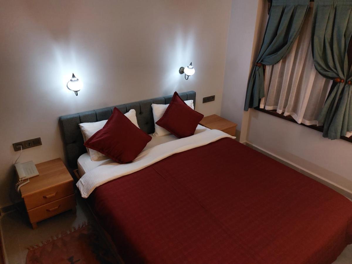 Nerissa Hotel Чирали Экстерьер фото