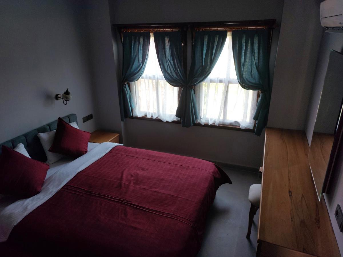 Nerissa Hotel Чирали Экстерьер фото