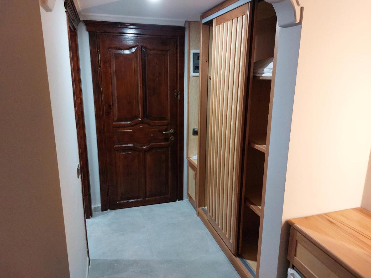 Nerissa Hotel Чирали Экстерьер фото