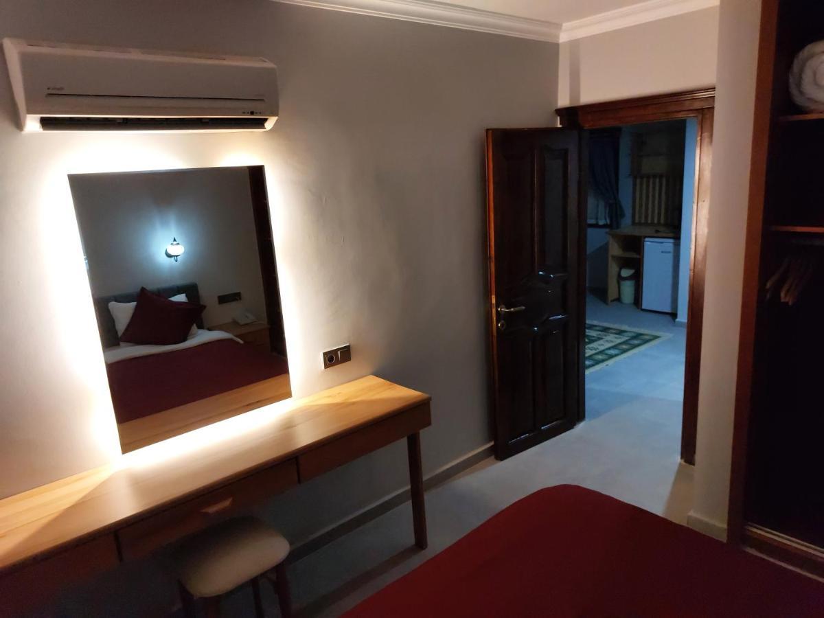 Nerissa Hotel Чирали Экстерьер фото