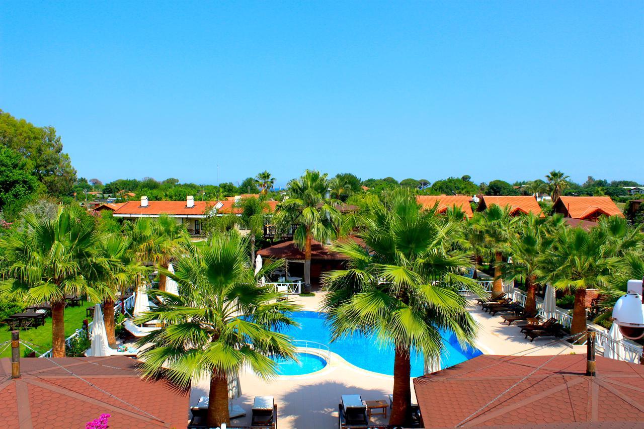 Nerissa Hotel Чирали Экстерьер фото