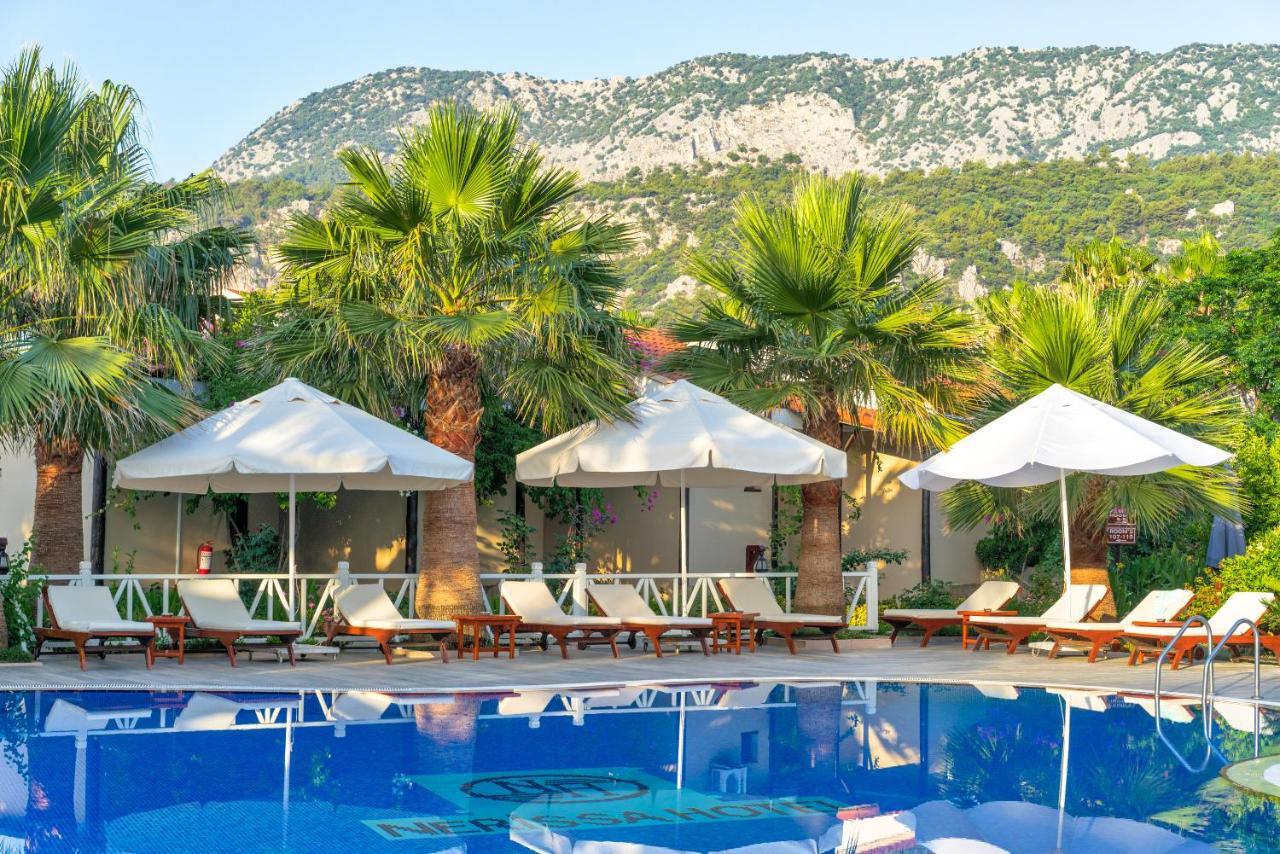 Nerissa Hotel Чирали Экстерьер фото